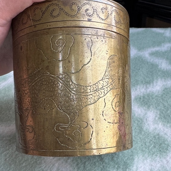 Vintage Brass Dragon Motif double happiness Container with lid - Picture 5 of 11